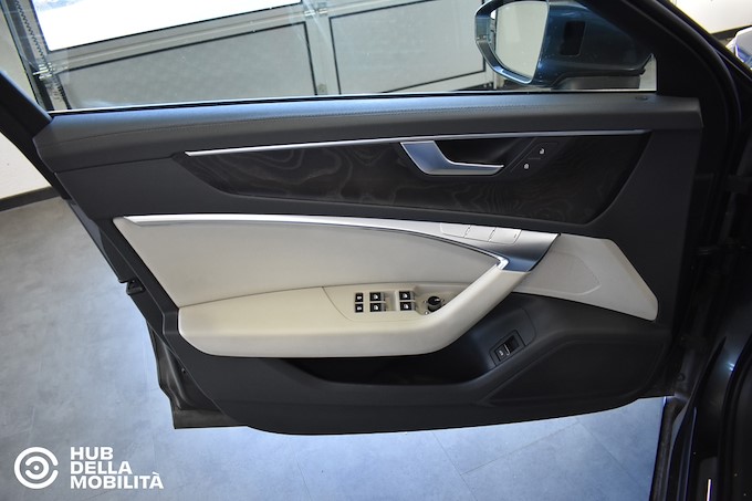 AUDI A6 40 2.0 TDI quattro ultra S tronic Business Sport